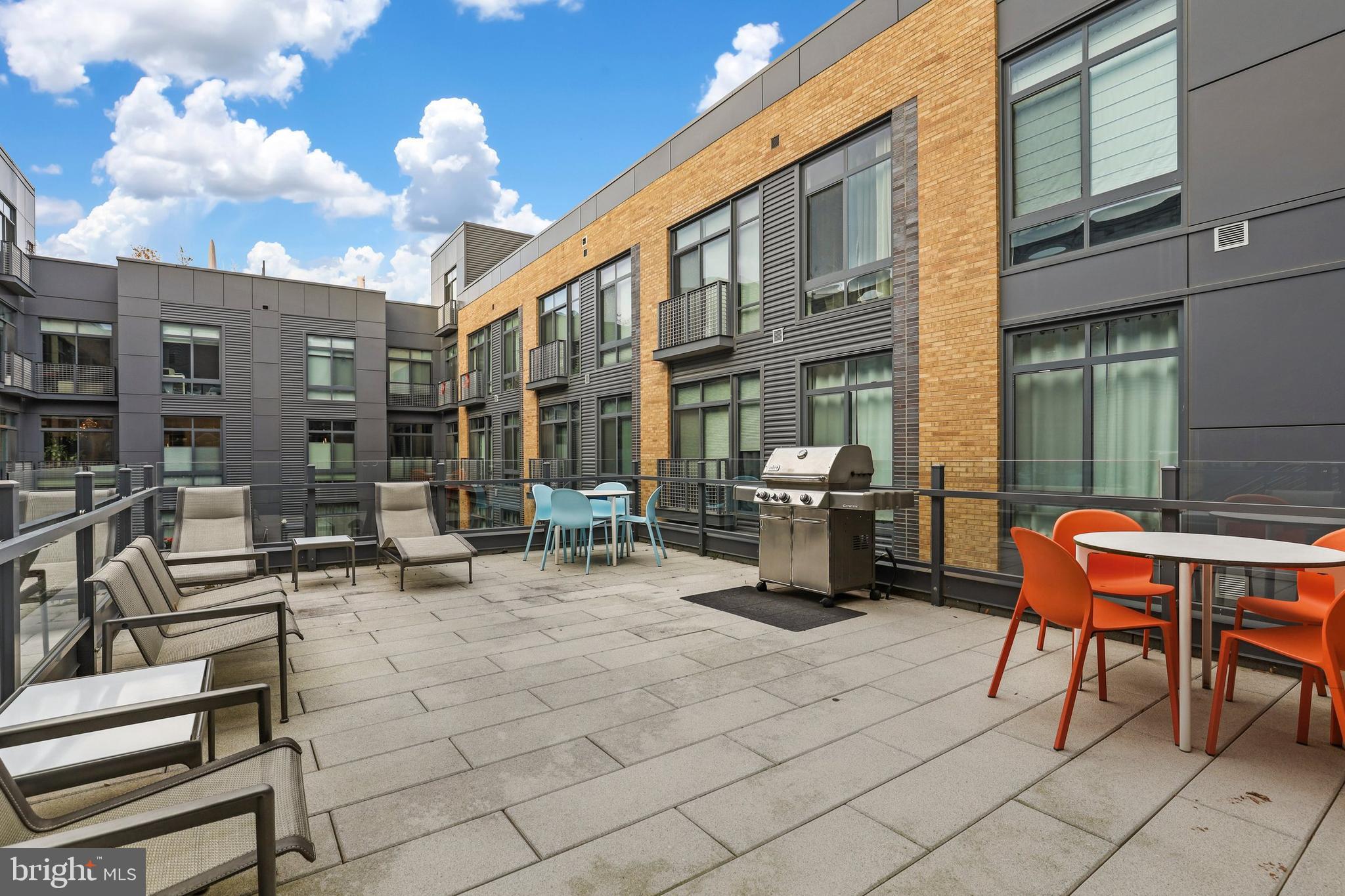 525 Water Street Southwest, Unit 407 Washington, DC 20024 - Photo 31 of 44