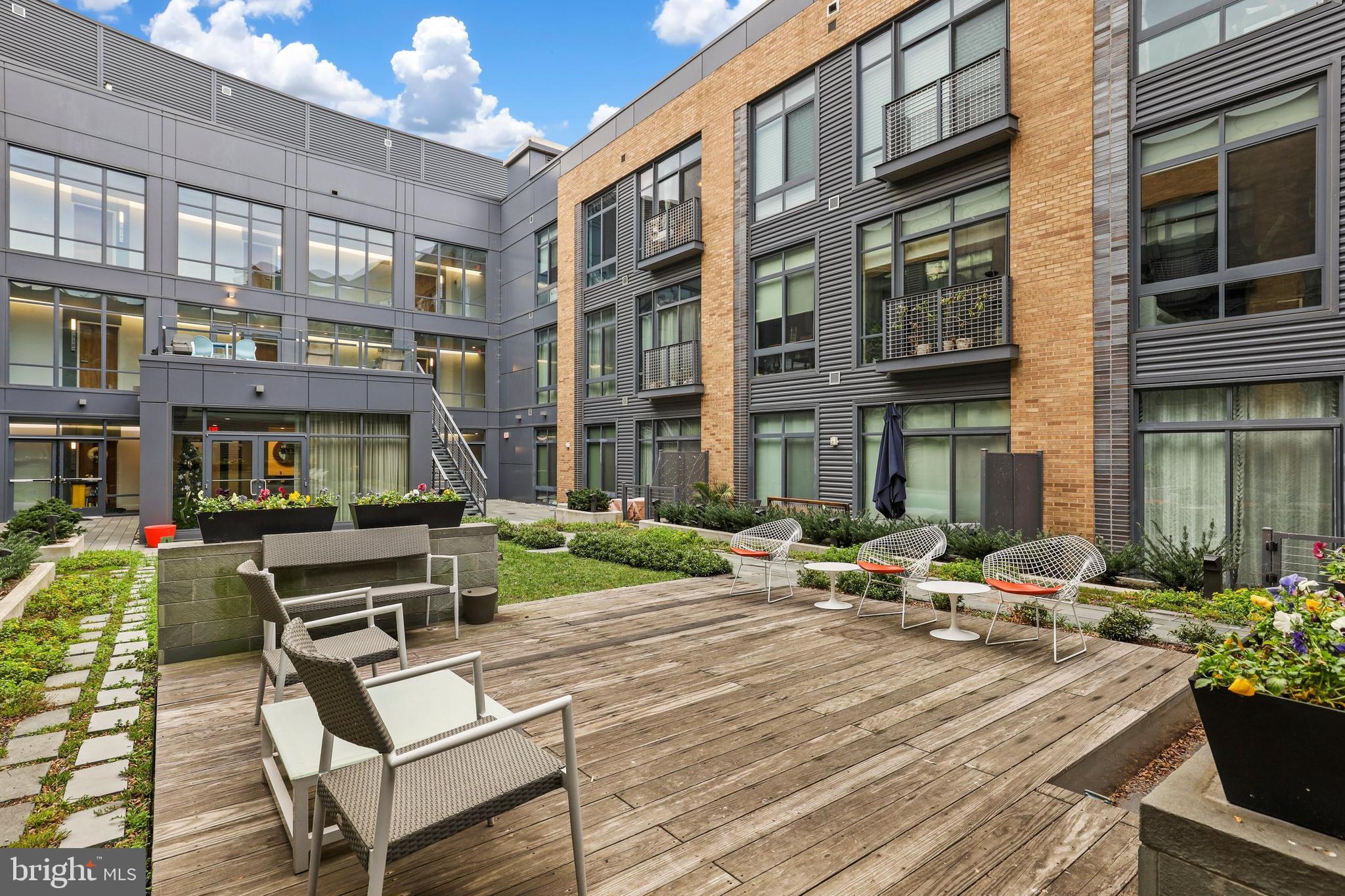 525 Water Street Southwest, Unit 407 Washington, DC 20024 - Photo 32 of 44