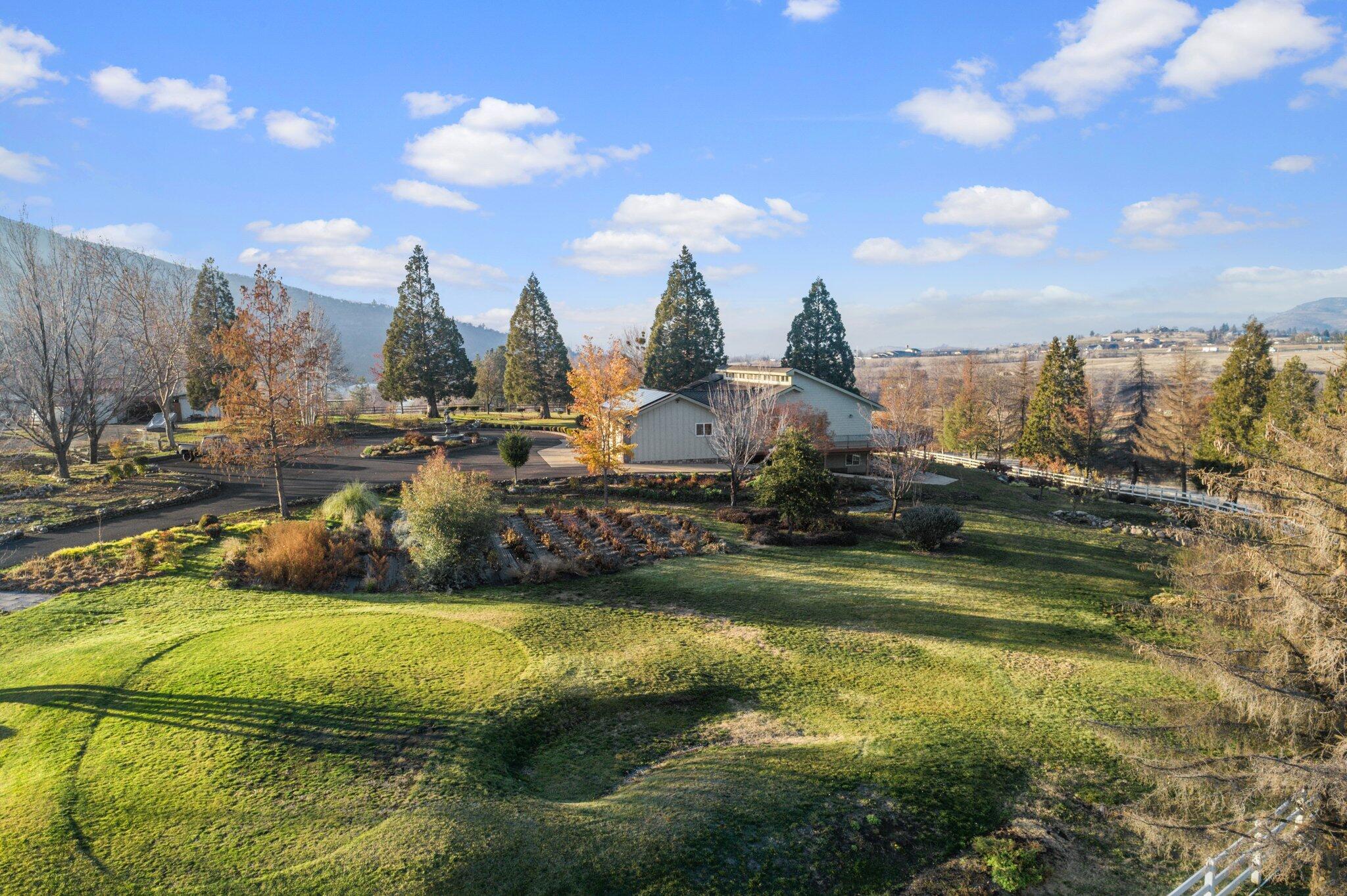 1501 Jackson Road Ashland, OR 97520 - Photo 32 of 61 53-web-or-mls-DJI_0028