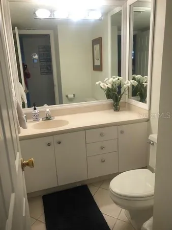 $3,400 | 1001 Benjamin Franklin Drive, Unit 503, Sarasota, FL 34236