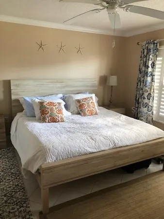 $3,400 | 1001 Benjamin Franklin Drive, Unit 503, Sarasota, FL 34236