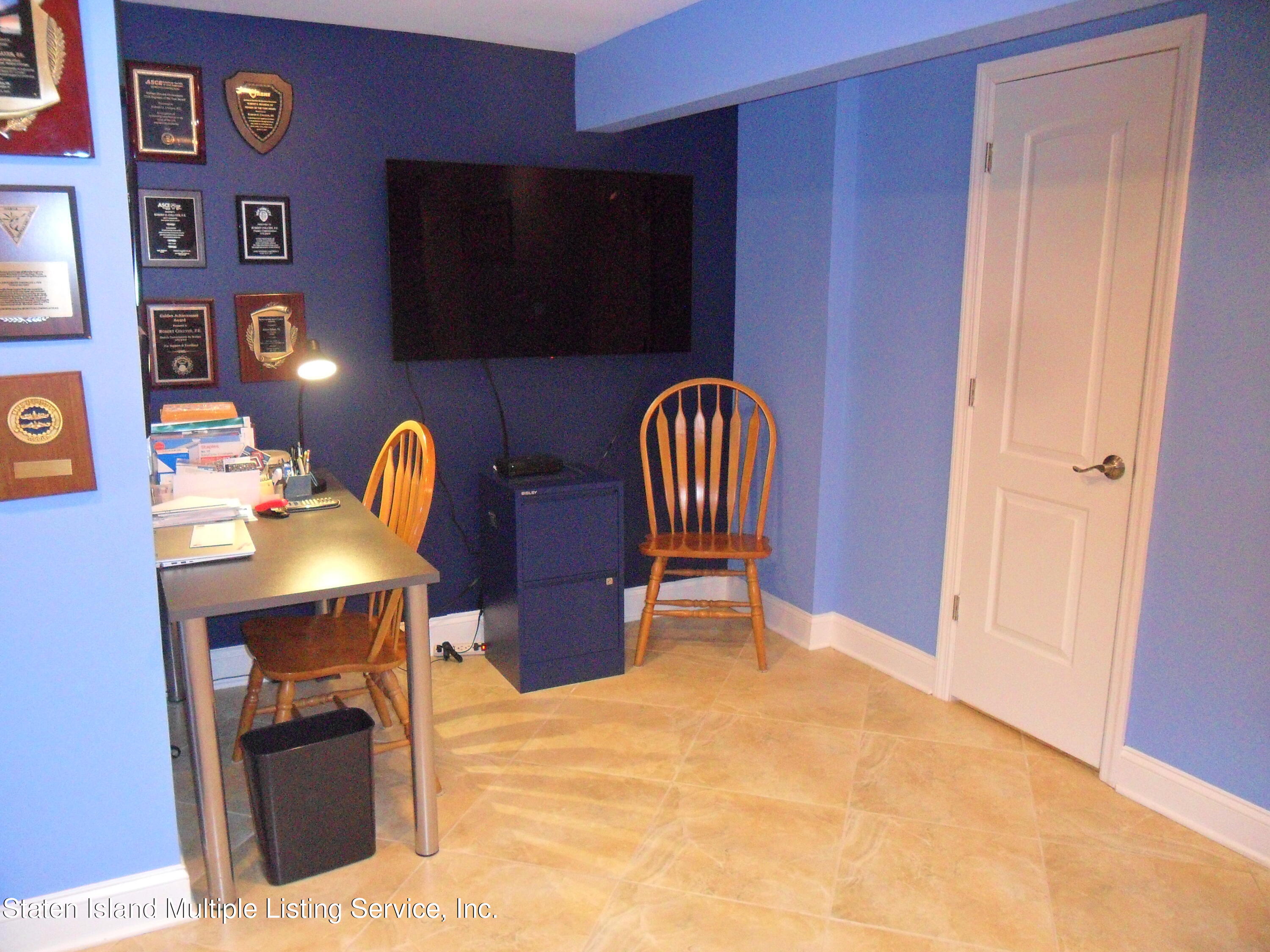 465 Willow Road East, Unit 2 Staten Island, NY 10314 - Photo 40 of 54 SAM_3256