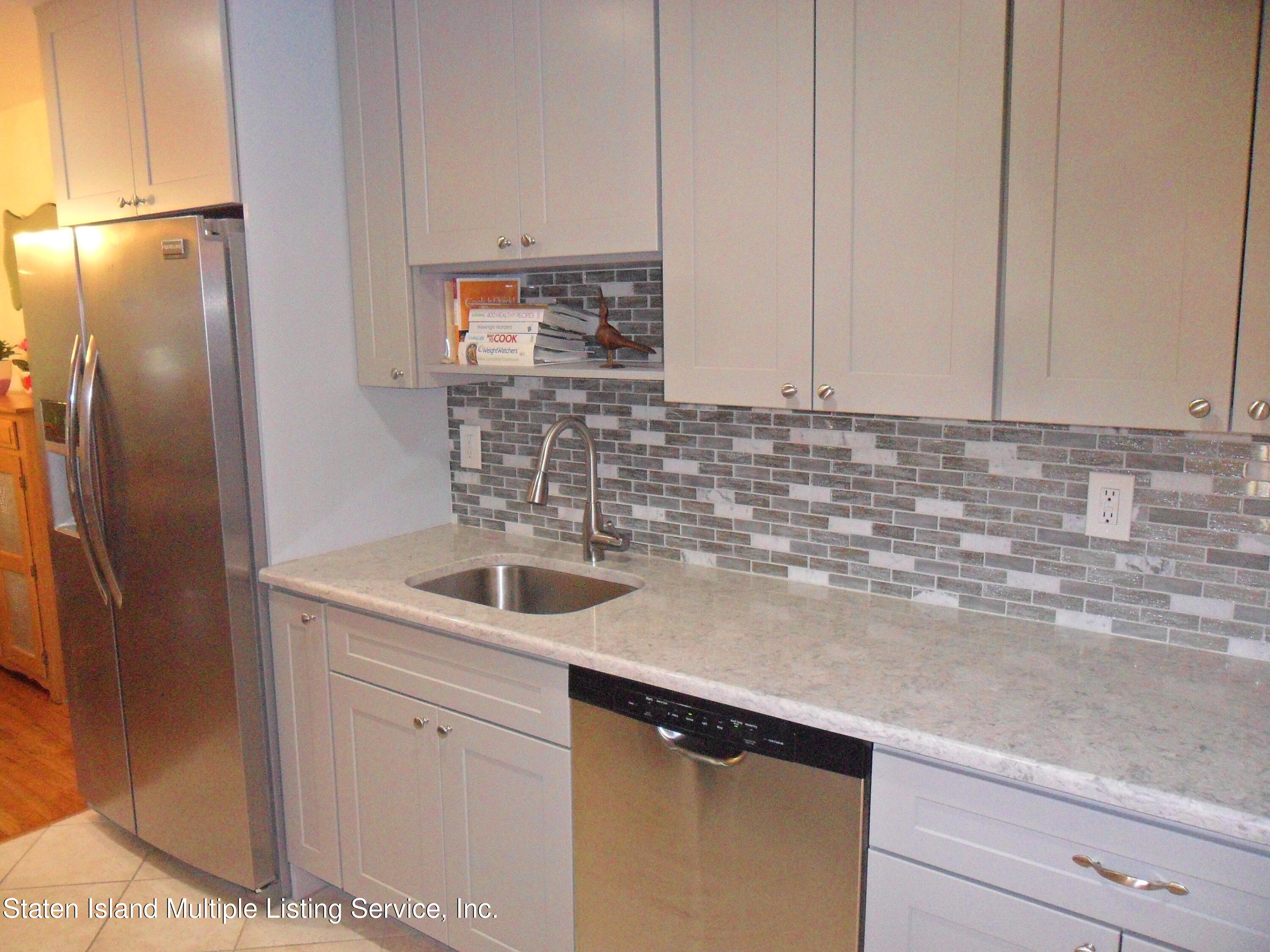 465 Willow Road East, Unit 2 Staten Island, NY 10314 - Photo 7 of 54 SAM_3214