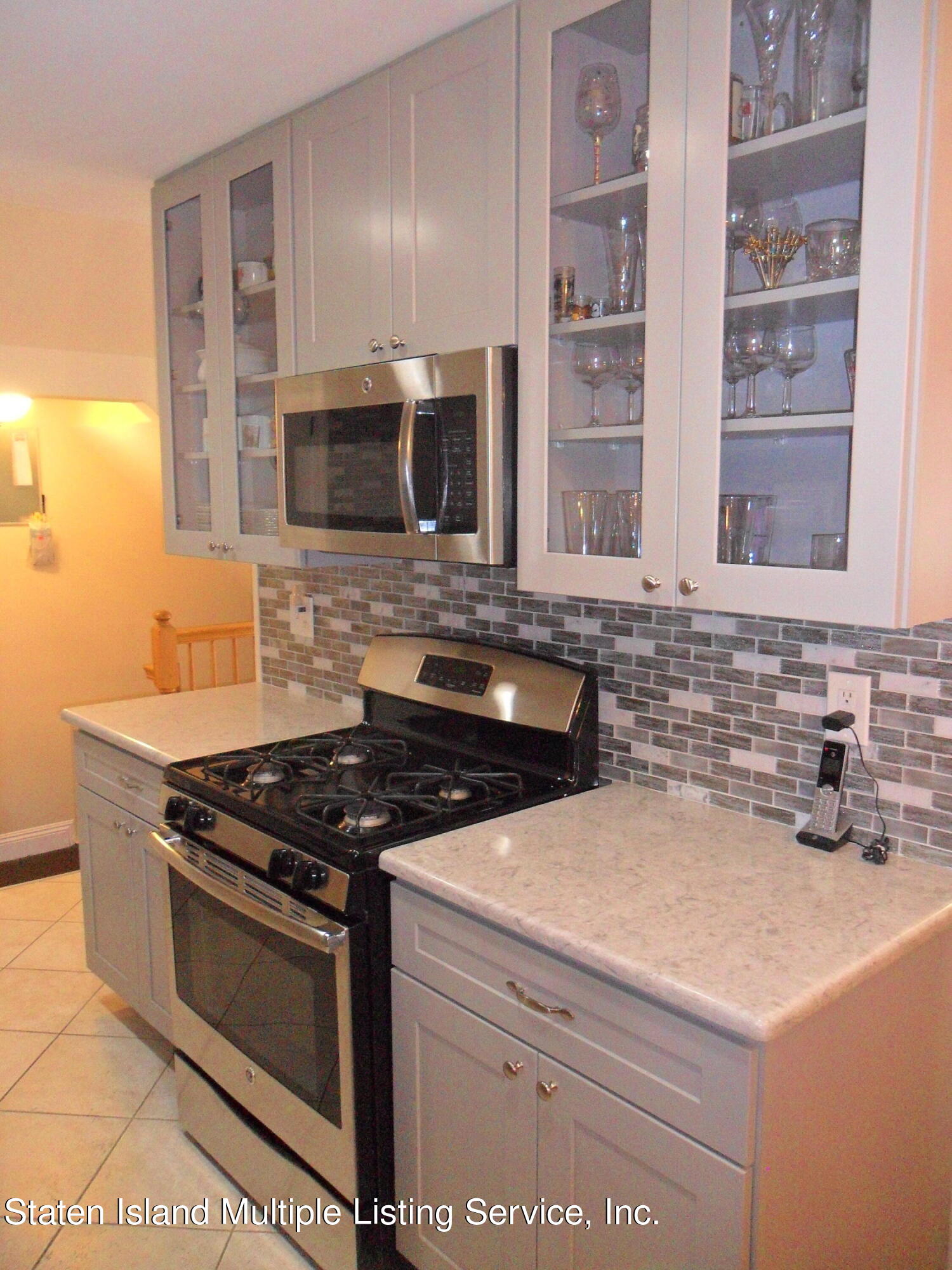 465 Willow Road East, Unit 2 Staten Island, NY 10314 - Photo 10 of 54 SAM_3218