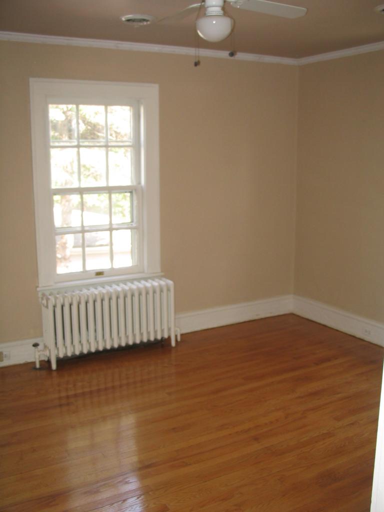 1524 Terrace Road Southwest Roanoke, VA 24015 - Photo 19 of 21 Bedroom 3