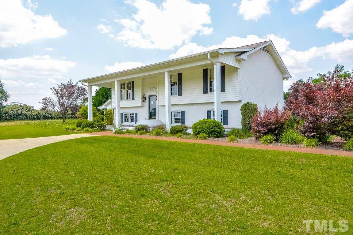 221 Pope Lake Road Angier, NC 27501 - Photo 4 of 22 Gallery Image 4