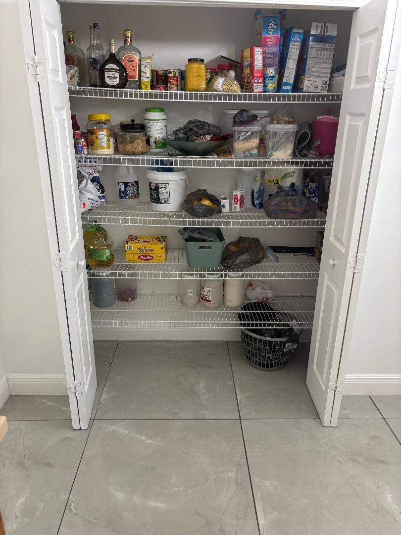 944 Southwest Del Rio Boulevard Port St. Lucie, FL 34953 - Photo 4 of 7 Photo 4