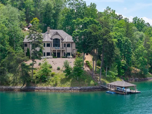 $3,395,685 | 117 Misty Water Loop, Sunset, SC 29685