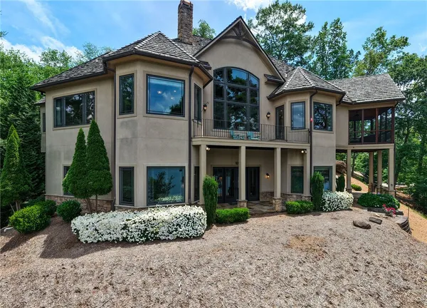 $3,395,685 | 117 Misty Water Loop, Sunset, SC 29685