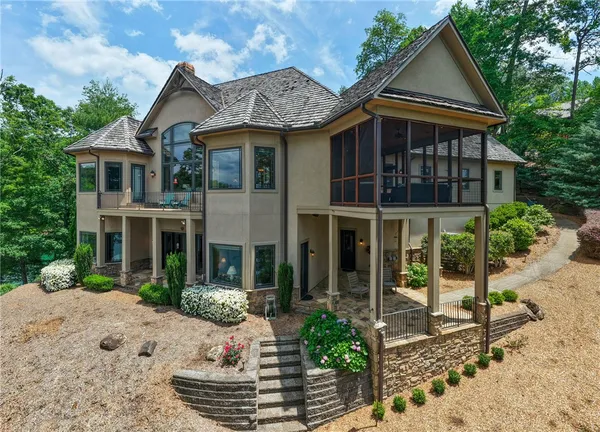 $3,395,685 | 117 Misty Water Loop, Sunset, SC 29685