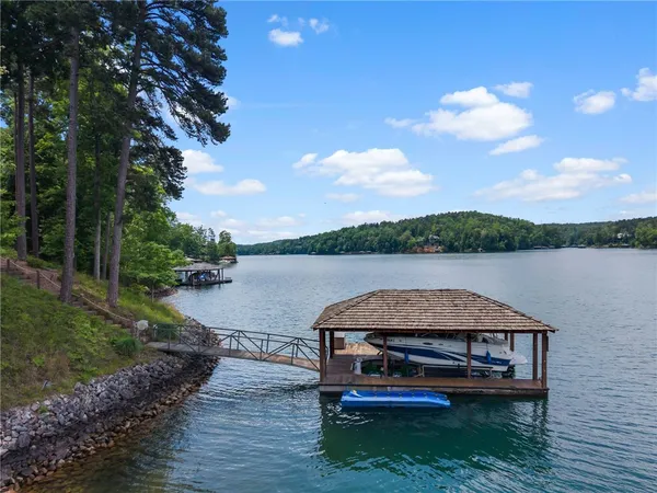 $3,395,685 | 117 Misty Water Loop, Sunset, SC 29685