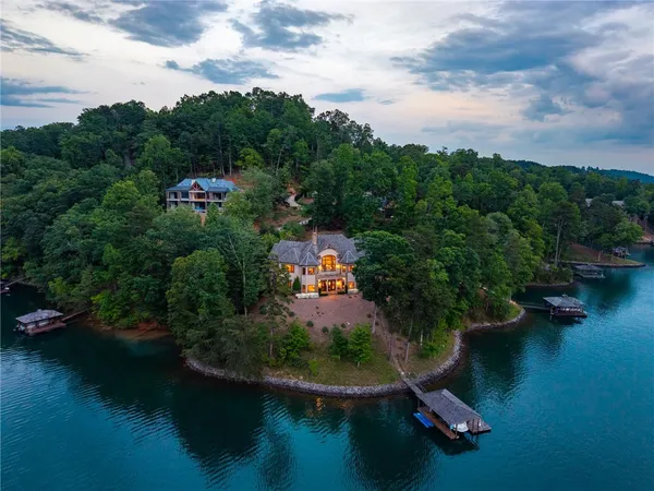 $3,395,685 | 117 Misty Water Loop, Sunset, SC 29685