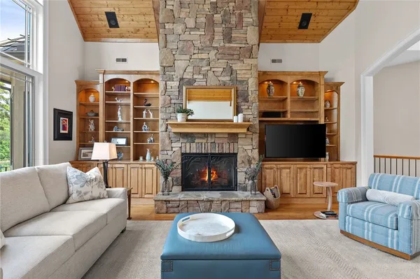 $3,395,685 | 117 Misty Water Loop, Sunset, SC 29685