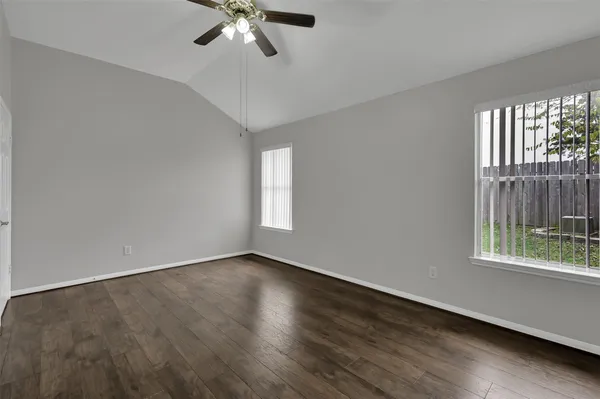 $1,950 | 12411 Westwold Drive, Tomball, TX 77377