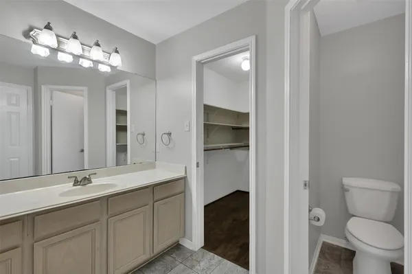 $1,950 | 12411 Westwold Drive, Tomball, TX 77377