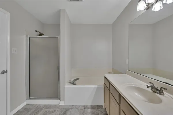 $1,950 | 12411 Westwold Drive, Tomball, TX 77377