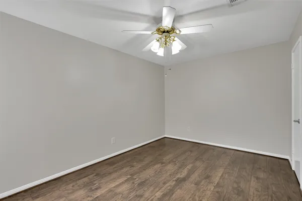 $1,950 | 12411 Westwold Drive, Tomball, TX 77377