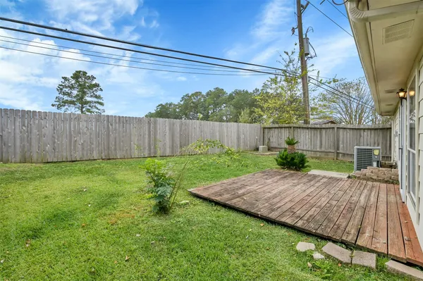 $1,950 | 12411 Westwold Drive, Tomball, TX 77377