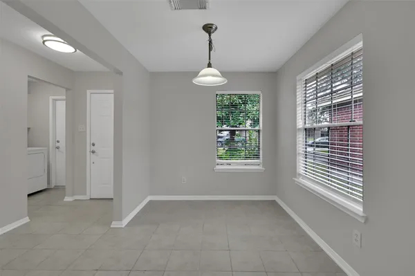 $1,950 | 12411 Westwold Drive, Tomball, TX 77377