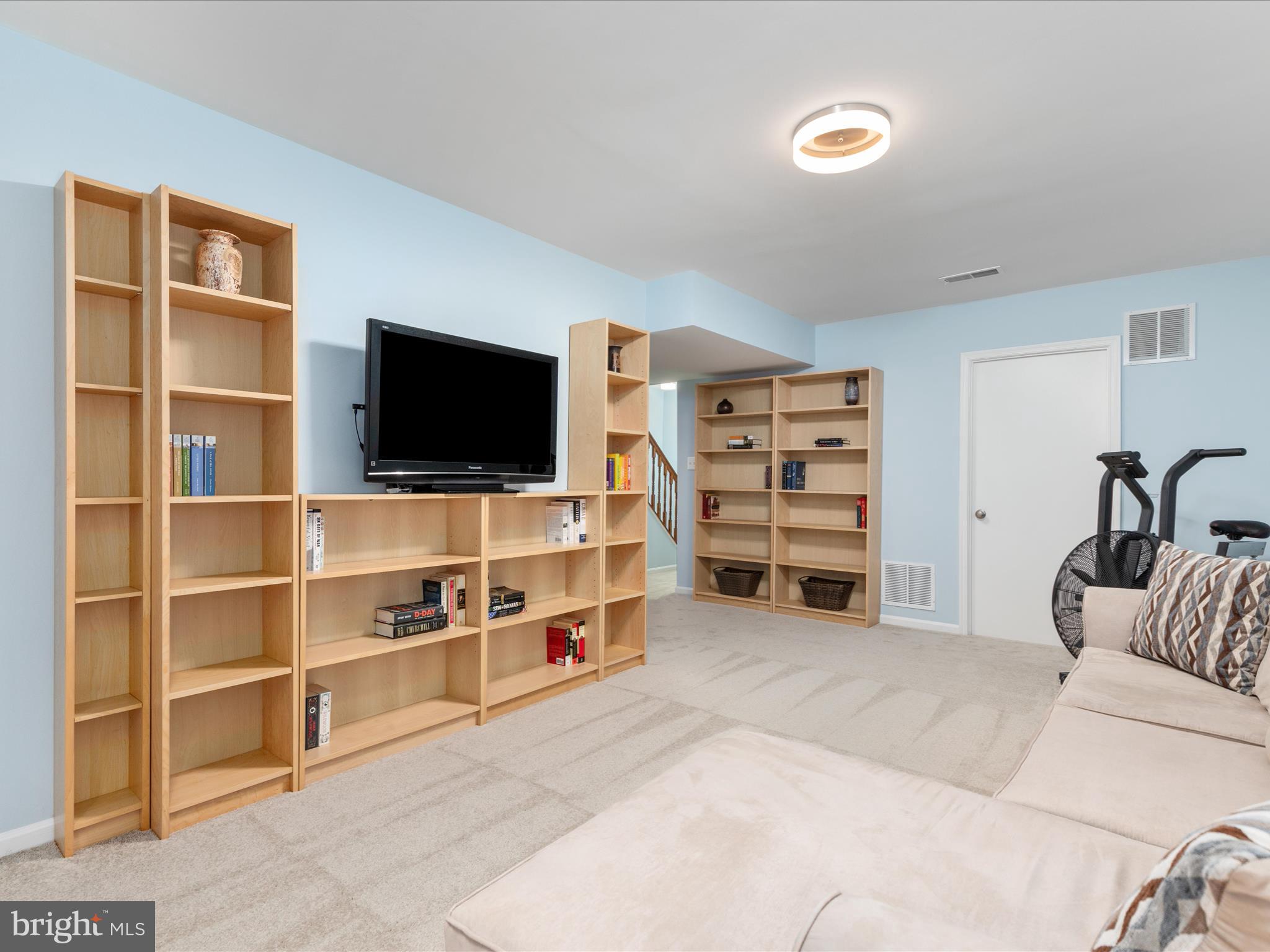 2272 Gunsmith Square Reston, VA 20191 - Photo 20 of 63 Recreation Room | Lower Level