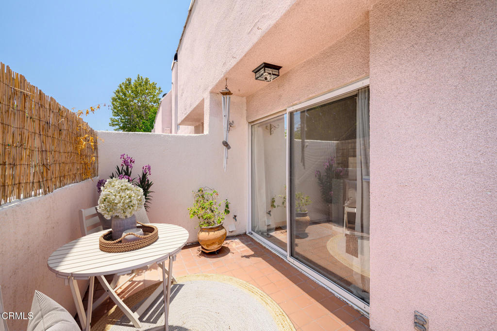 400 Monterey Road, Unit 16 Glendale, CA 91206 - Photo 19 of 42 snaplistla_17_VS