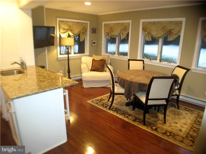 122 Berkley Road Devon, PA 19333 - Photo 4 of 16