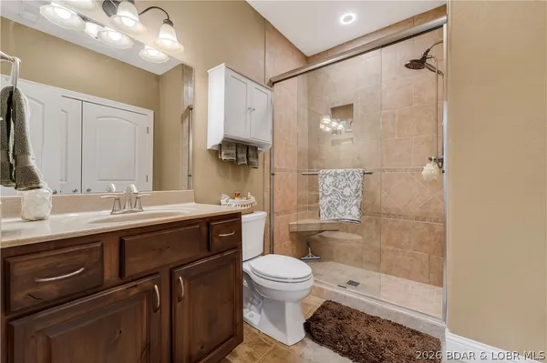$1,350,000 | 1167 Beacon Pointe Circle, Lake Ozark, MO 65049