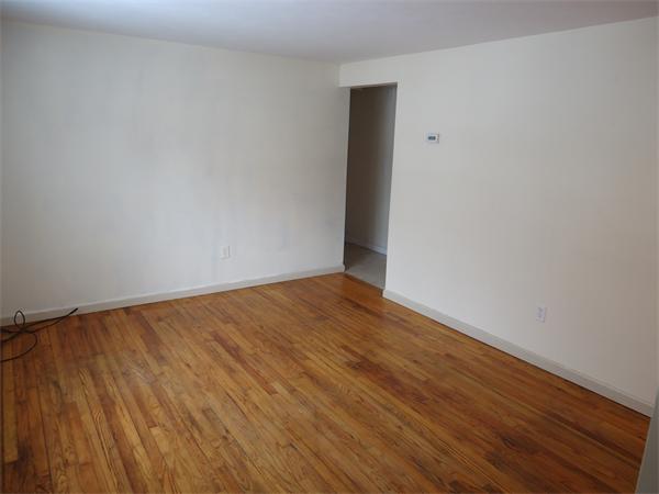 110 Lucerne Road Springfield, MA 01119 - Photo 11 of 16