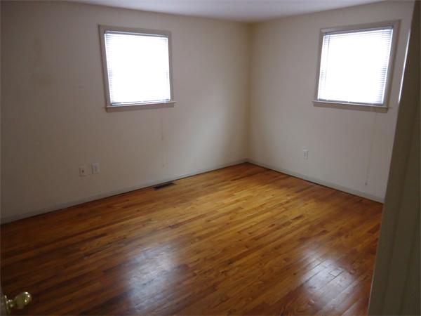 110 Lucerne Road Springfield, MA 01119 - Photo 13 of 16