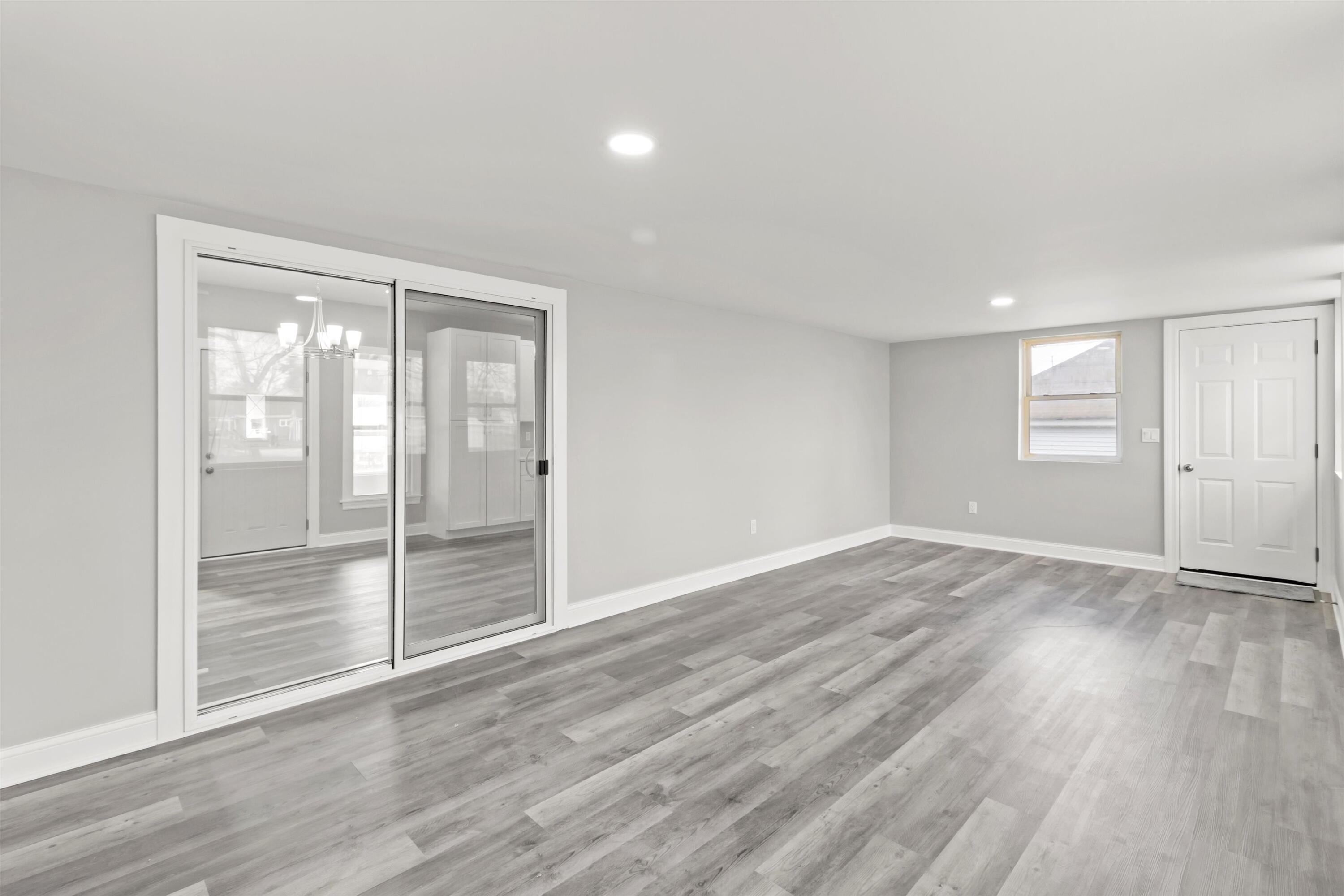 144 Seymour Street Sharon, WI 53585 - Photo 9 of 48 21-IMG_6873