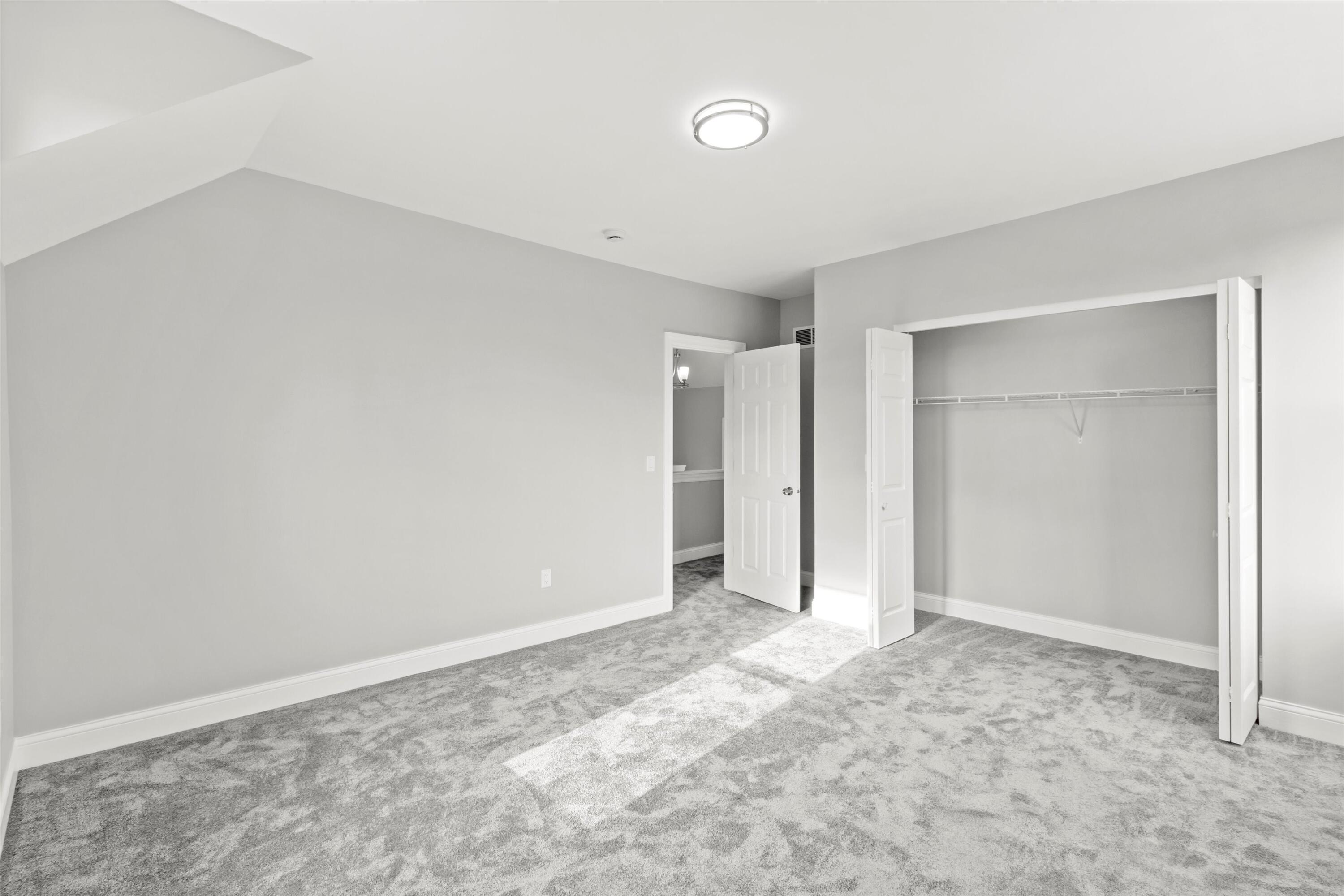 144 Seymour Street Sharon, WI 53585 - Photo 29 of 48 34-IMG_6938