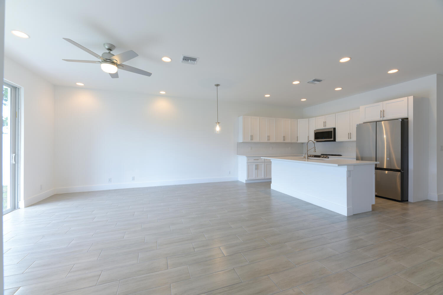 18050 Limestone Creek Road Jupiter, FL 33458 - Photo 9 of 26 18058 Limestone Creek Rd-large-018-017-D