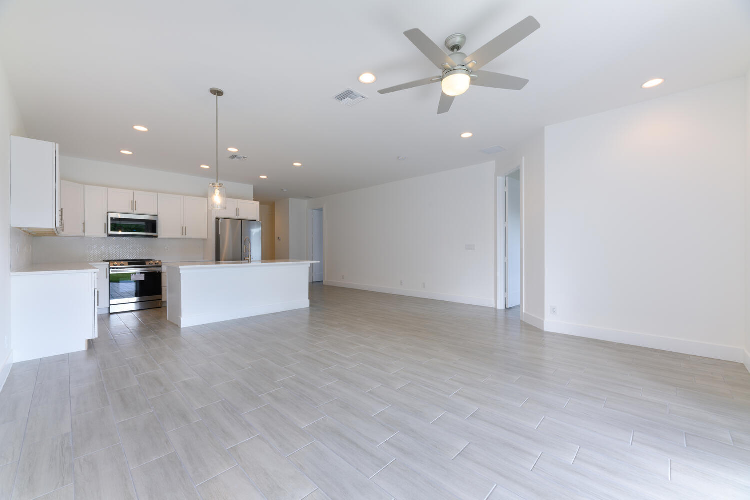 18050 Limestone Creek Road Jupiter, FL 33458 - Photo 10 of 26 18058 Limestone Creek Rd-large-020-018-D