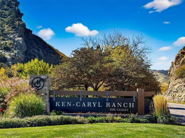 a view of a sign board