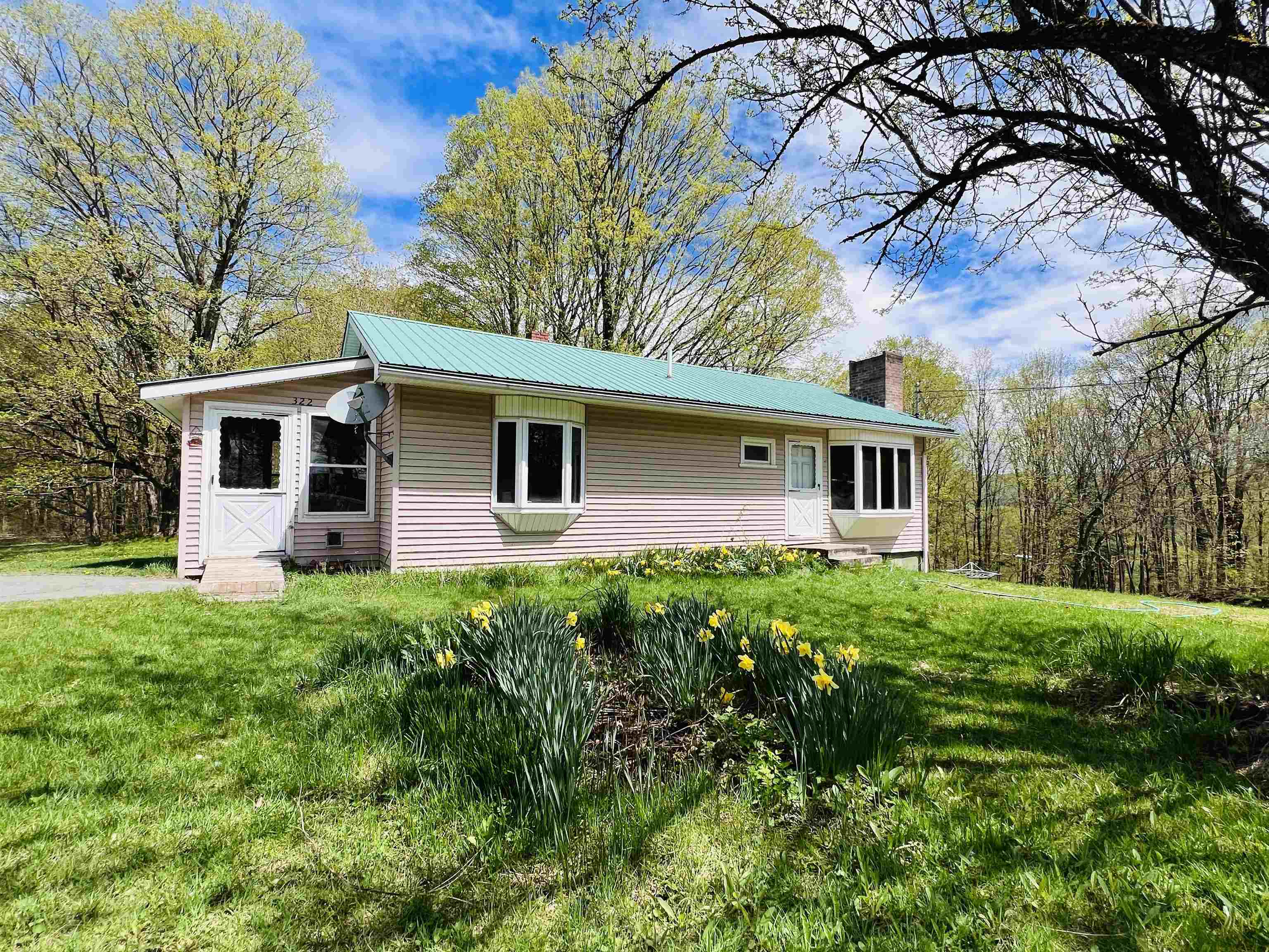 322 Coffin Road St. Johnsbury, VT 05819 - Photo 1 of 42 Gallery Image 1