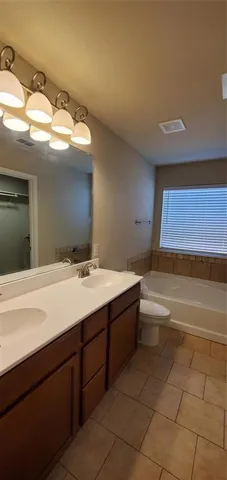 $1,795 | 7205 Mistletoe Trail, Granbury, TX 76048