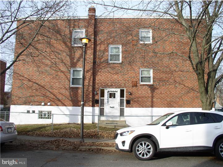 259 Ridgeway Terrace Philadelphia, PA 19116 - Photo 2 of 14 Gallery Image 2
