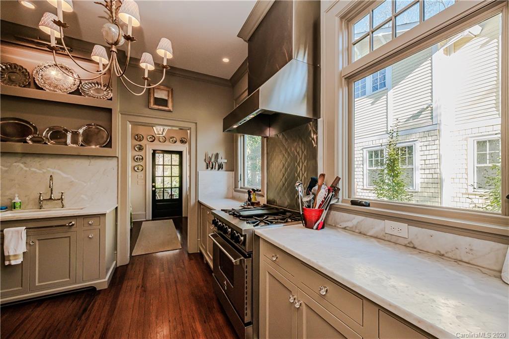 1924 Park Road Charlotte, NC 28203 - Photo 11 of 48 Gallery Image 11