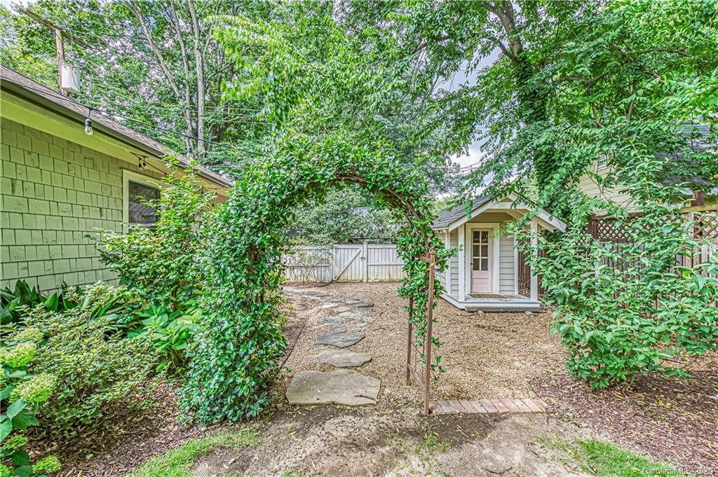 1924 Park Road Charlotte, NC 28203 - Photo 39 of 48 Gallery Image 39