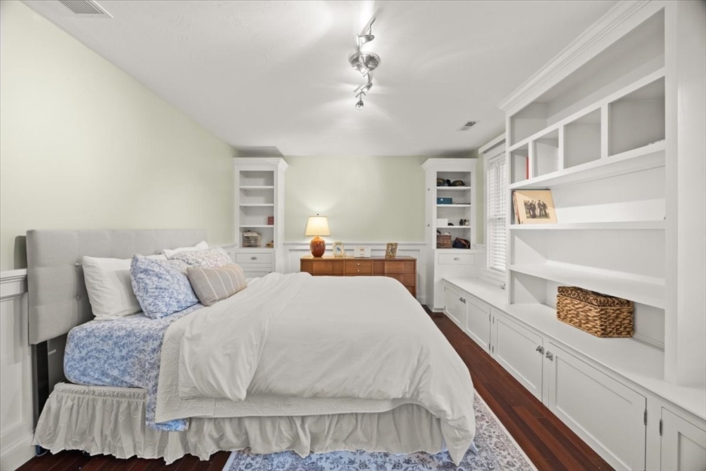2697 Cranberry Highway, Unit 28 Wareham, MA 02571 - Photo 21 of 37 a bedroom with a bed and a window
