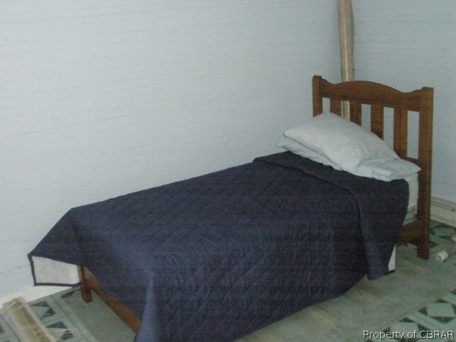 9358 Glass Road Hayes, VA 23072 - Photo 6 of 11 Gallery Image 6