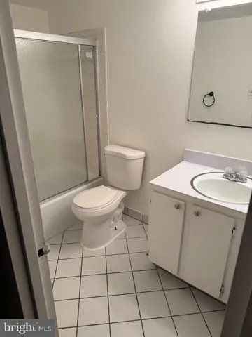 $2,600 | 418 Girard Street, Unit 302, Gaithersburg, MD 20877