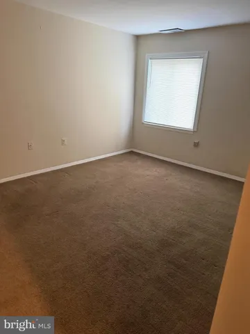 $2,600 | 418 Girard Street, Unit 302, Gaithersburg, MD 20877