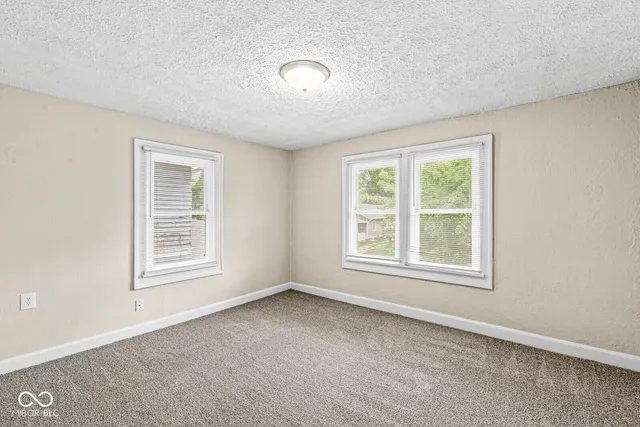 $1,750 | 4248 Carrollton Avenue, Indianapolis, IN 46205