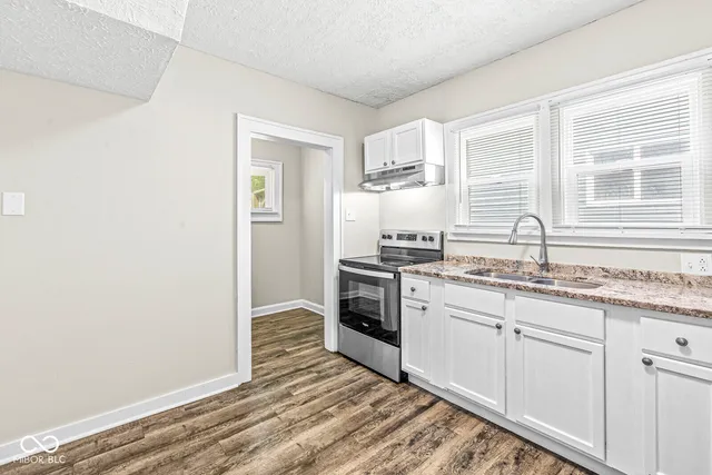 $1,750 | 4248 Carrollton Avenue, Indianapolis, IN 46205