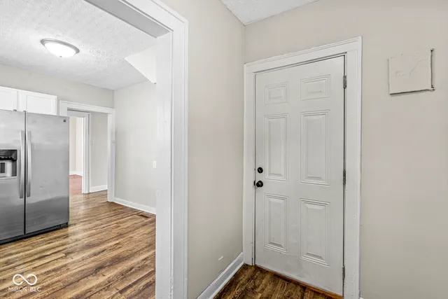 $1,750 | 4248 Carrollton Avenue, Indianapolis, IN 46205