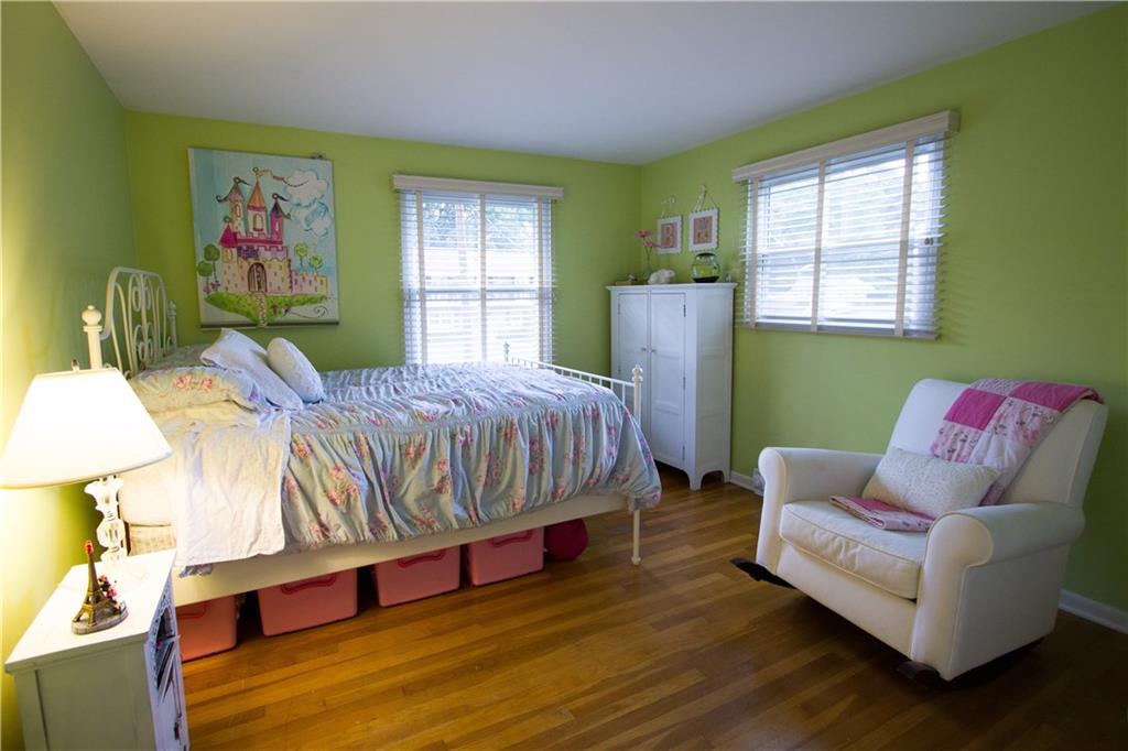 110 Wyngate Road Coraopolis, PA 15108 - Photo 14 of 25 Gallery Image 14