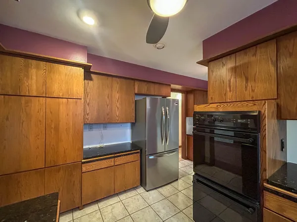 $575,000 | 24920 73rd Street, Paddock Lake, WI 53168