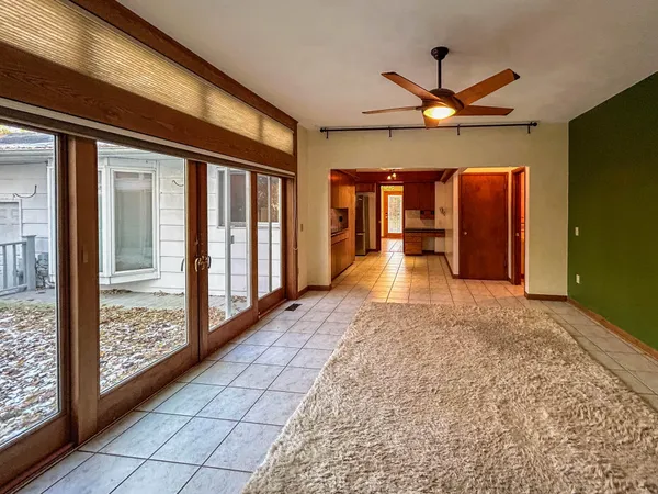 $575,000 | 24920 73rd Street, Paddock Lake, WI 53168
