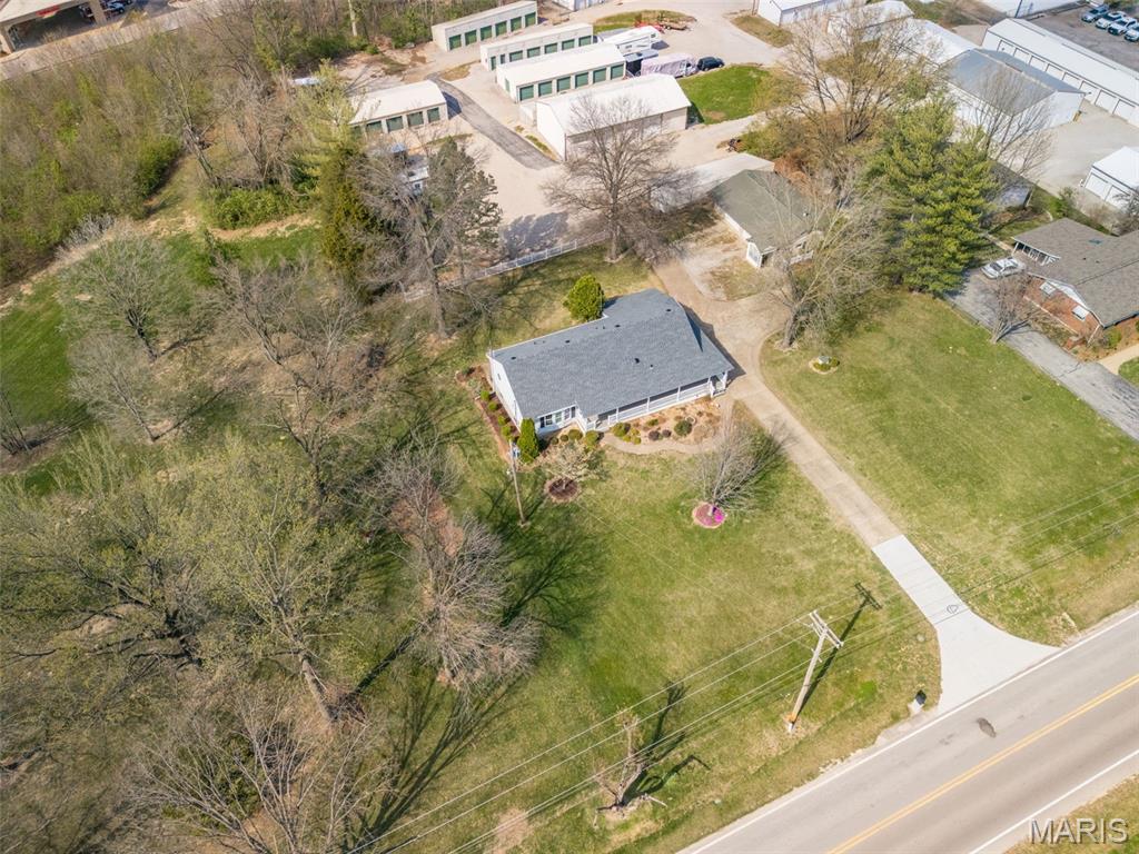 1045 Airport Road Festus, MO 63028 - Photo 11 of 57